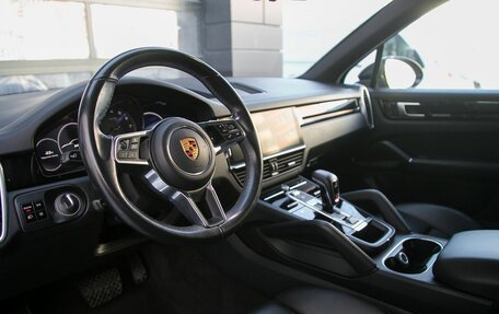 Porsche Cayenne III, 2018 год, 7 090 000 рублей, 24 фотография