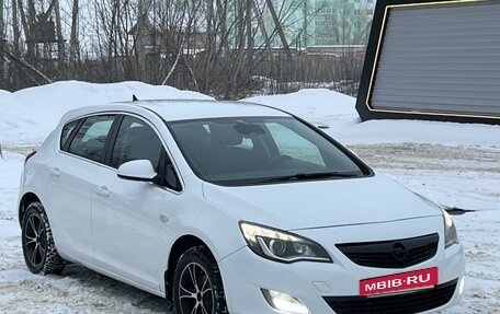 Opel Astra J, 2010 год, 860 000 рублей, 12 фотография