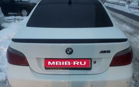 BMW 5 серия, 2003 год, 990 000 рублей, 15 фотография