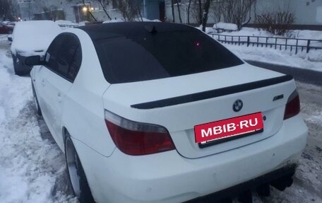 BMW 5 серия, 2003 год, 990 000 рублей, 9 фотография