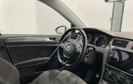 Volkswagen Golf VII, 2019 год, 1 774 000 рублей, 20 фотография