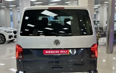 Volkswagen Multivan T6 рестайлинг, 2020 год, 7 190 000 рублей, 11 фотография