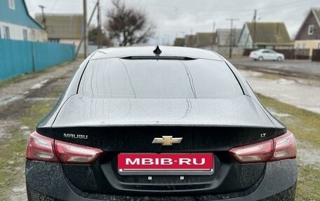 Chevrolet Malibu IX, 2019 год, 1 600 000 рублей, 4 фотография