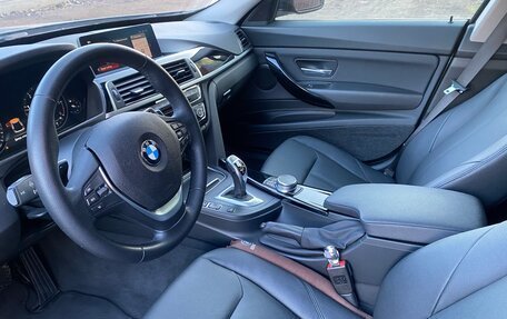 BMW 3 серия, 2018 год, 3 560 000 рублей, 13 фотография