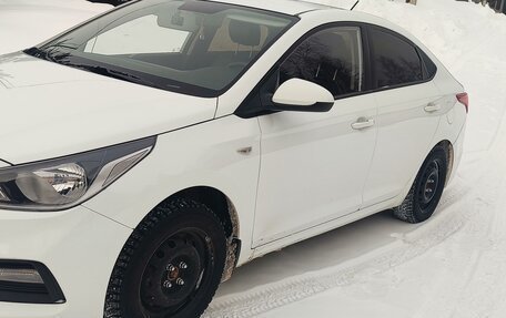 Hyundai Solaris II рестайлинг, 2019 год, 1 290 000 рублей, 2 фотография