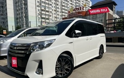 Toyota Noah III, 2016 год, 2 199 000 рублей, 1 фотография