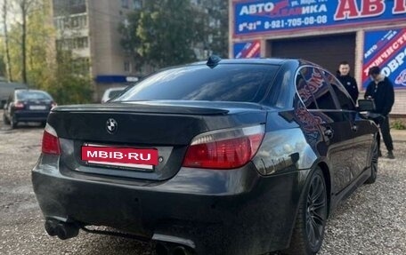 BMW 5 серия, 2003 год, 1 300 000 рублей, 4 фотография