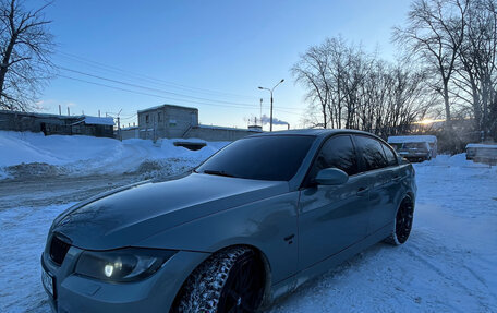 BMW 3 серия, 2005 год, 870 000 рублей, 10 фотография