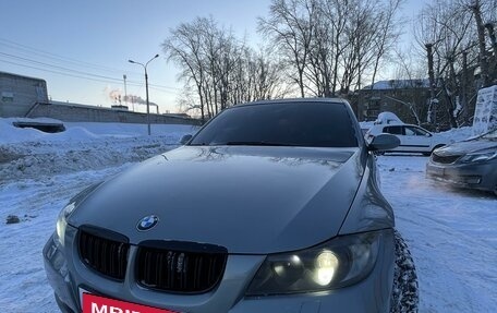 BMW 3 серия, 2005 год, 870 000 рублей, 9 фотография