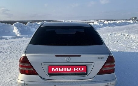 Mercedes-Benz C-Класс, 2005 год, 760 000 рублей, 9 фотография