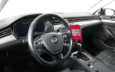 Volkswagen Passat B8 рестайлинг, 2016 год, 2 490 000 рублей, 9 фотография