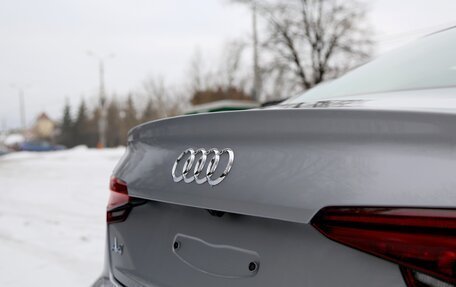 Audi A4, 2019 год, 2 750 000 рублей, 13 фотография
