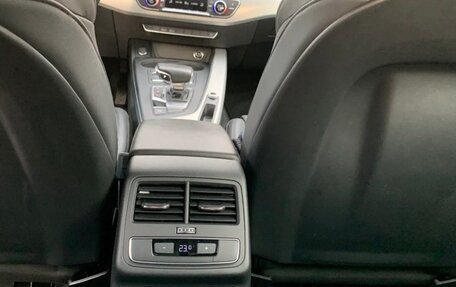 Audi A4, 2019 год, 2 687 000 рублей, 13 фотография