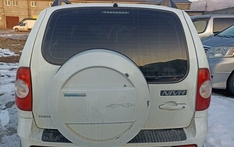 Chevrolet Niva I рестайлинг, 2015 год, 800 000 рублей, 5 фотография