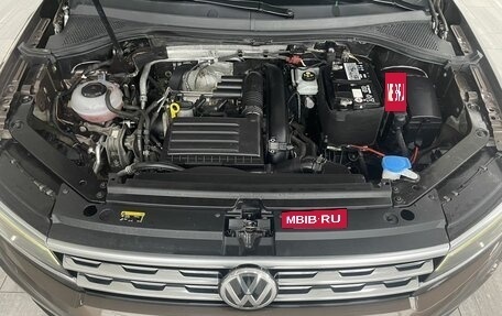Volkswagen Tiguan II, 2017 год, 2 143 000 рублей, 8 фотография