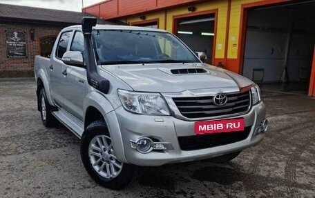 Toyota Hilux VII, 2012 год, 2 390 000 рублей, 15 фотография