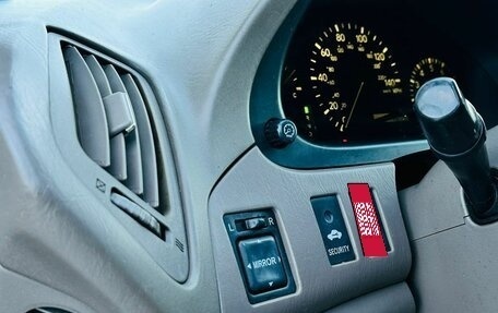 Lexus RX IV рестайлинг, 2002 год, 1 100 000 рублей, 15 фотография