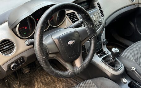 Chevrolet Cruze II, 2012 год, 680 000 рублей, 7 фотография