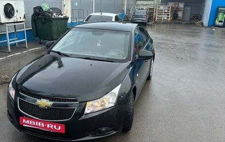 Chevrolet Cruze II, 2012 год, 680 000 рублей, 2 фотография