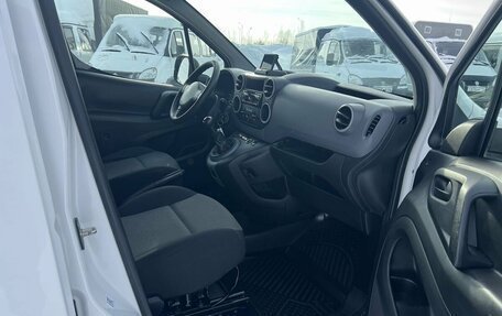 Peugeot Partner II рестайлинг 2, 2017 год, 1 350 000 рублей, 20 фотография
