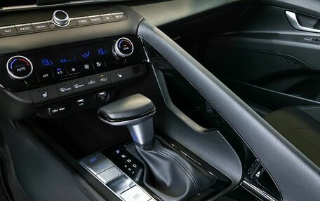 Hyundai Elantra, 2022 год, 2 595 000 рублей, 13 фотография