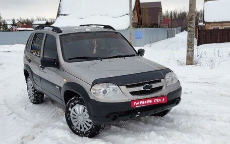 Chevrolet Niva I рестайлинг, 2012 год, 560 000 рублей, 30 фотография