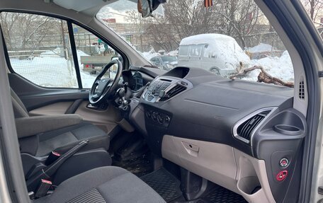 Ford Tourneo Custom I рестайлинг, 2013 год, 2 250 000 рублей, 2 фотография