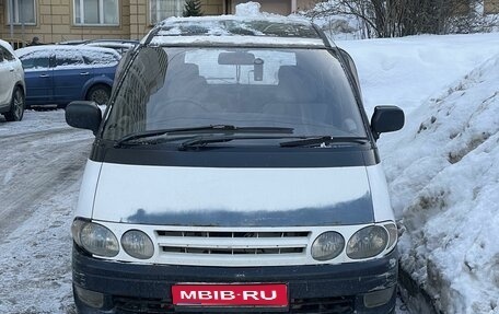 Toyota Estima III рестайлинг -2, 1998 год, 410 000 рублей, 1 фотография