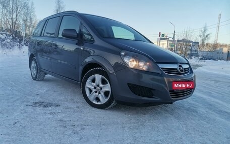 Opel Zafira B, 2012 год, 1 025 000 рублей, 1 фотография