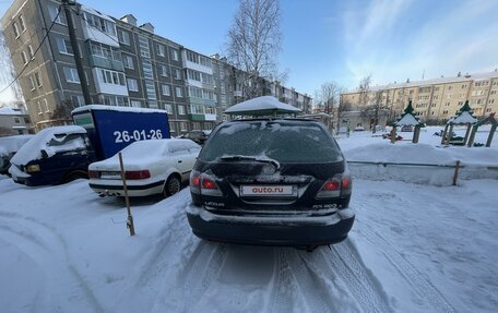 Lexus RX IV рестайлинг, 2001 год, 820 000 рублей, 4 фотография