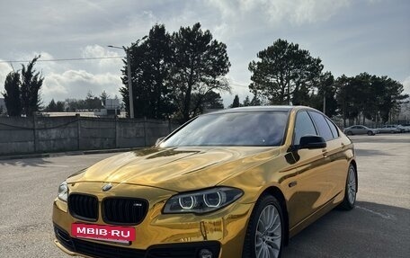 BMW 5 серия, 2015 год, 3 200 000 рублей, 3 фотография
