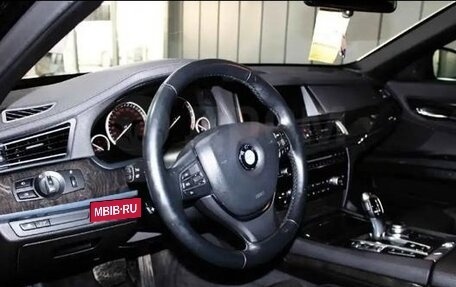 BMW 7 серия, 2013 год, 2 590 000 рублей, 8 фотография