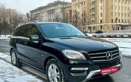 Mercedes-Benz M-Класс, 2012 год, 2 100 000 рублей, 5 фотография