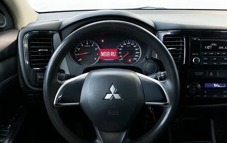 Mitsubishi Outlander III рестайлинг 3, 2012 год, 1 250 900 рублей, 8 фотография