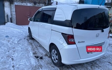 Honda Freed I, 2013 год, 1 310 000 рублей, 4 фотография