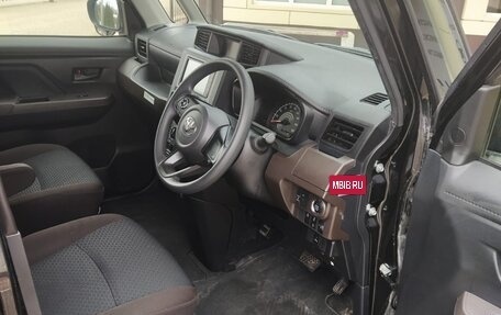 Toyota Roomy I, 2021 год, 1 500 000 рублей, 5 фотография