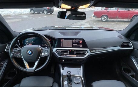BMW 3 серия, 2020 год, 3 550 000 рублей, 15 фотография