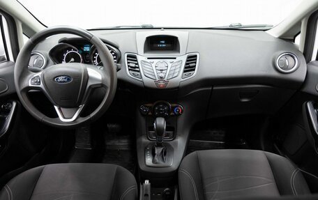 Ford Fiesta, 2016 год, 949 000 рублей, 16 фотография