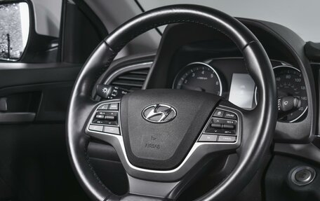 Hyundai Elantra VI рестайлинг, 2016 год, 1 799 000 рублей, 15 фотография
