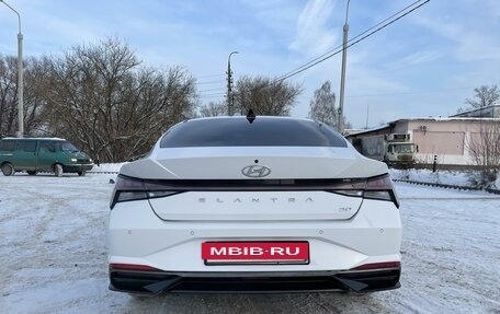 Hyundai Elantra, 2021 год, 2 310 000 рублей, 5 фотография