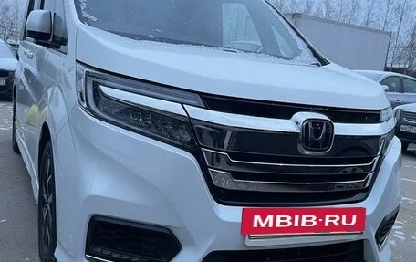 Honda Stepwgn IV, 2019 год, 2 570 000 рублей, 2 фотография