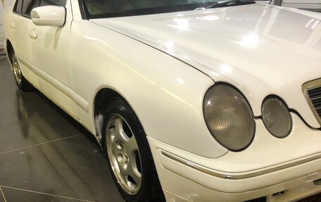 Mercedes-Benz E-Класс, 2001 год, 430 000 рублей, 6 фотография