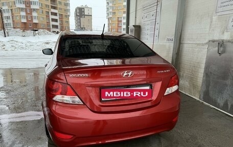 Hyundai Solaris II рестайлинг, 2012 год, 1 200 000 рублей, 10 фотография