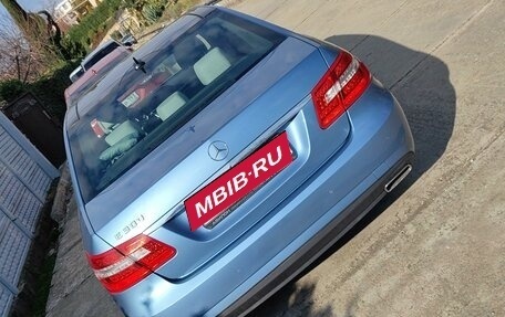 Mercedes-Benz E-Класс, 2010 год, 2 300 000 рублей, 3 фотография