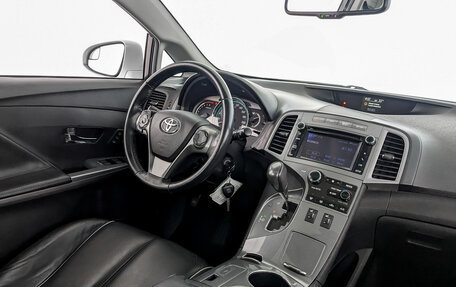 Toyota Venza I, 2013 год, 2 299 000 рублей, 20 фотография