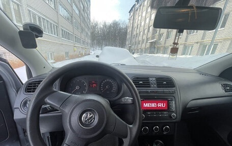 Volkswagen Polo VI (EU Market), 2011 год, 750 000 рублей, 5 фотография