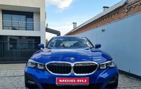 BMW 3 серия, 2019 год, 4 700 000 рублей, 15 фотография