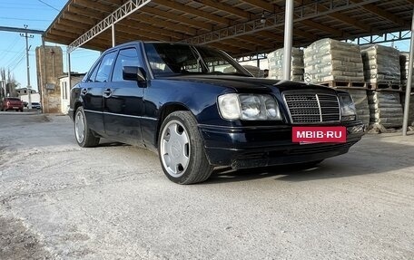 Mercedes-Benz E-Класс, 1994 год, 350 000 рублей, 9 фотография