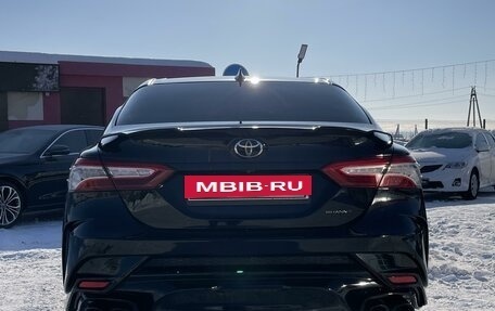 Toyota Camry, 2018 год, 3 108 000 рублей, 6 фотография