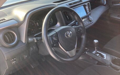 Toyota RAV4, 2019 год, 2 940 000 рублей, 14 фотография